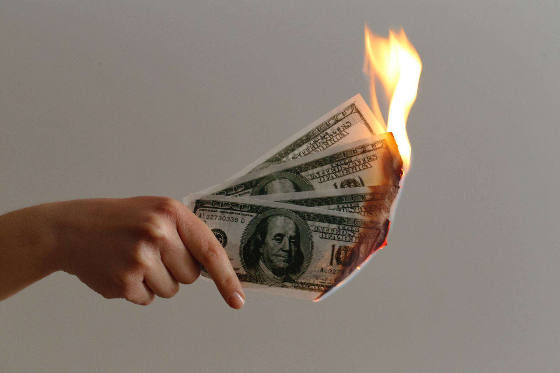 Will Paper Money Burn Inside Of A Safe?